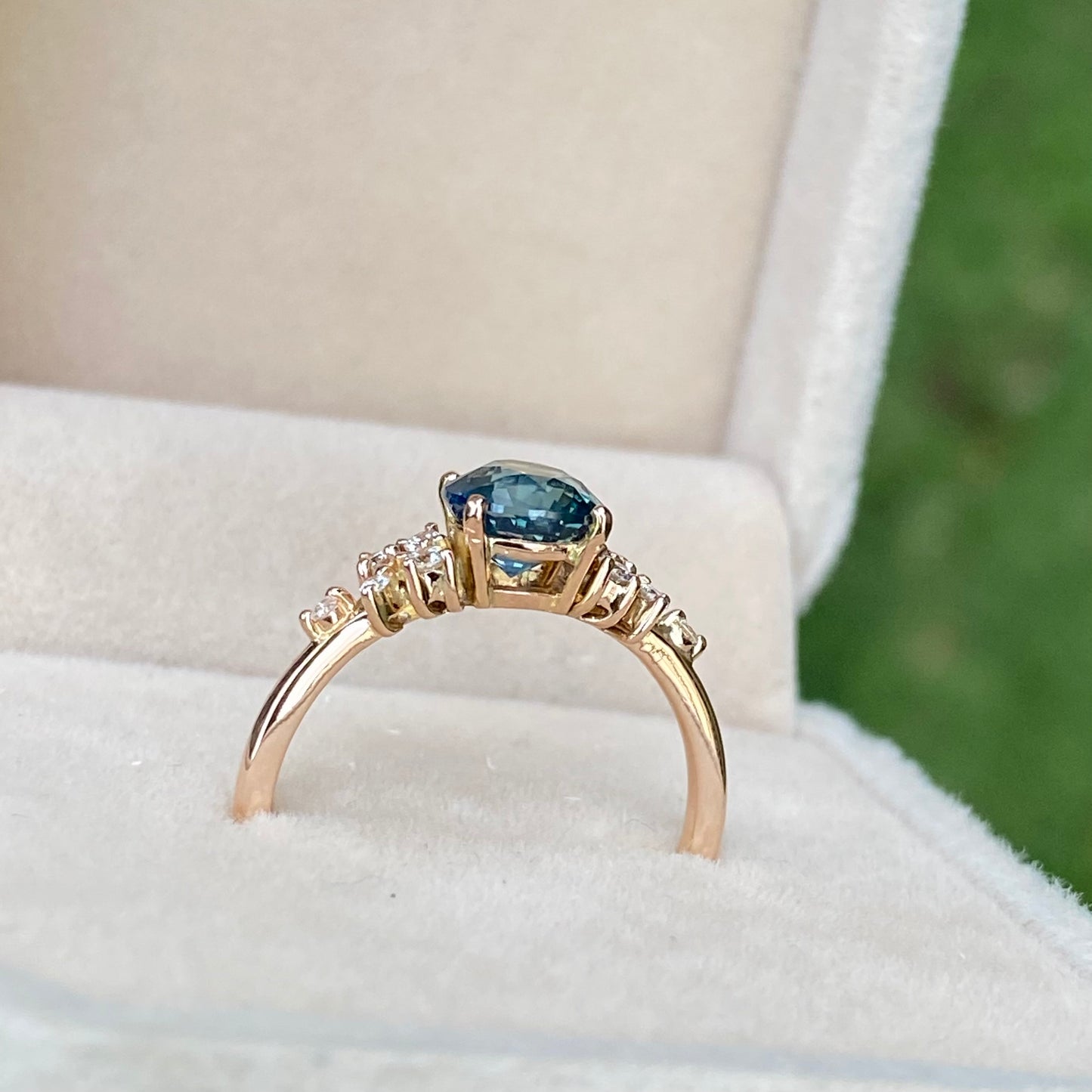 Round Teal Sapphire Ring, Engagement Ring, Green Sapphire Ring, Diamond Cluster Ring, Untreated Sapphir