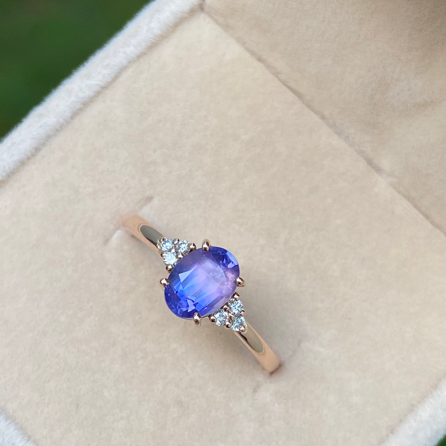 Violet Sapphire Ring | Engagement Ring | Lavender Sapphire Ring / purple Sapphire / Diamond cluster ring