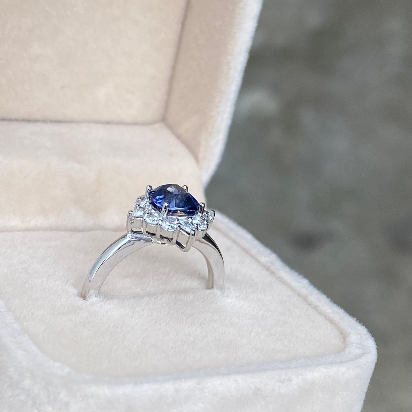 Blue Sapphire Engagement Ring , Sunbrust Ring | Ceylon Sapphire Ring | Diamond Cluster Ring | Natural Blue Sapphire