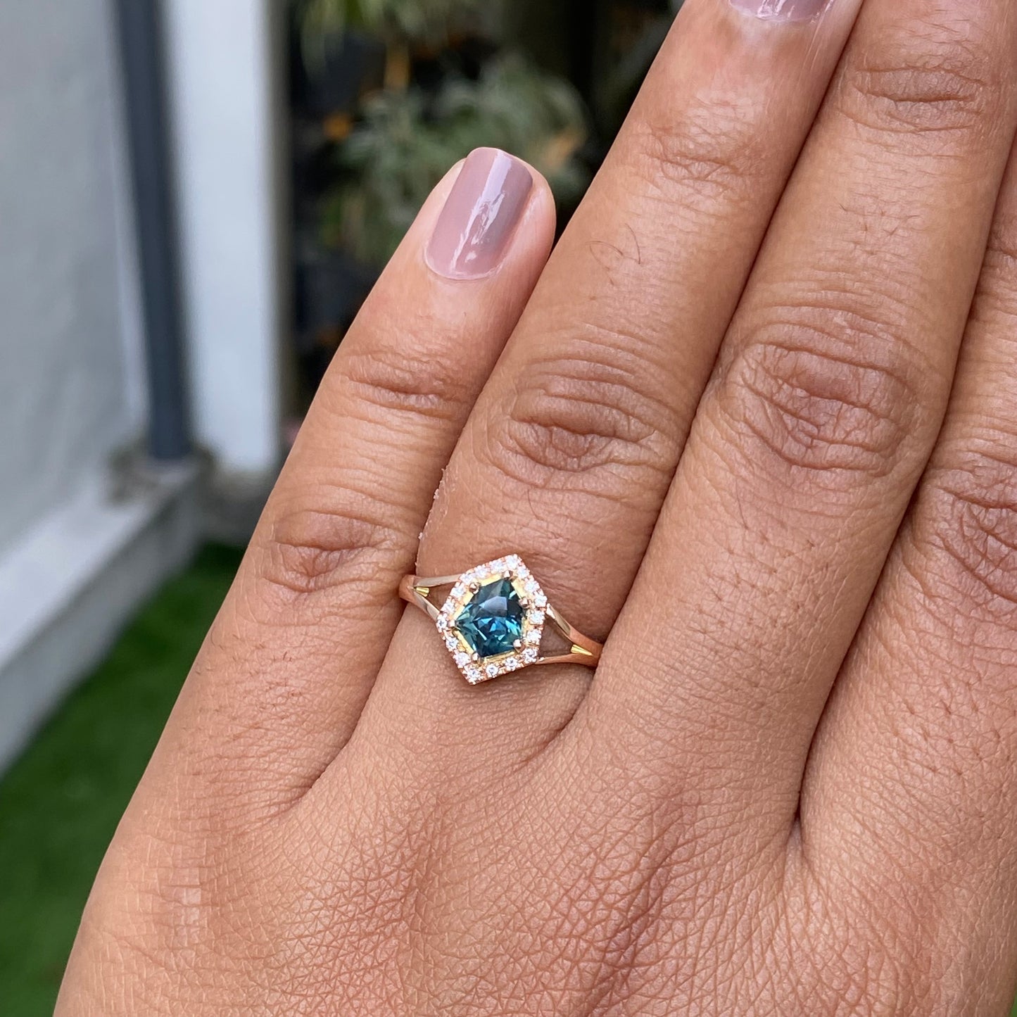 Teal Sapphire  Engagement Ring | Shield cut sapphire | Peacock Sapphire | Unheated Teal Sapphire