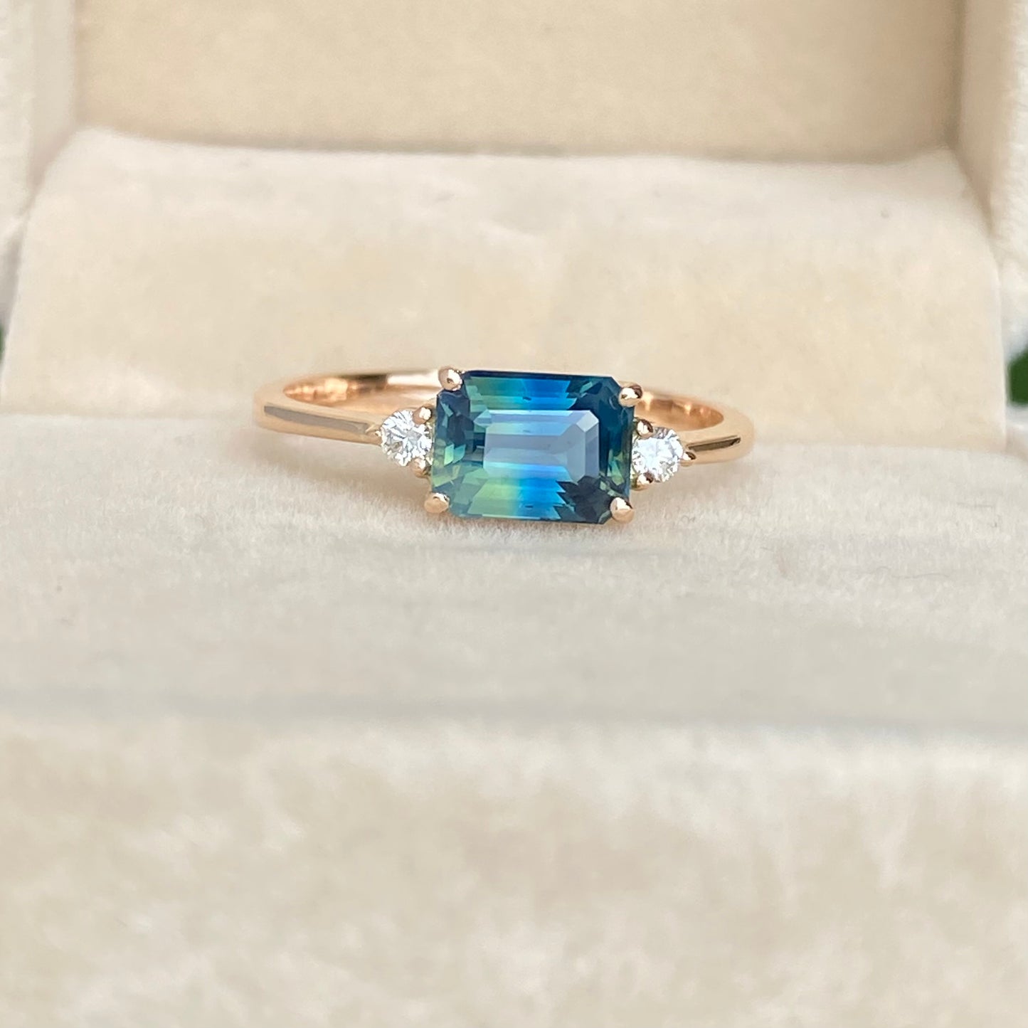 Parti Sapphire Ring | Engagement Ring | Bicolor sapphire ring | Emerald cut sapphire ring / Teal Sapphire / Three Stone Ring