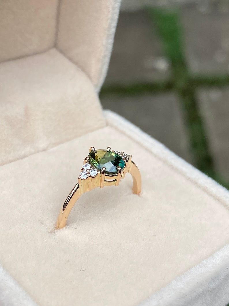 Forest green sapphire ring | Oval Engagement ring | Diamond Cluster Ring