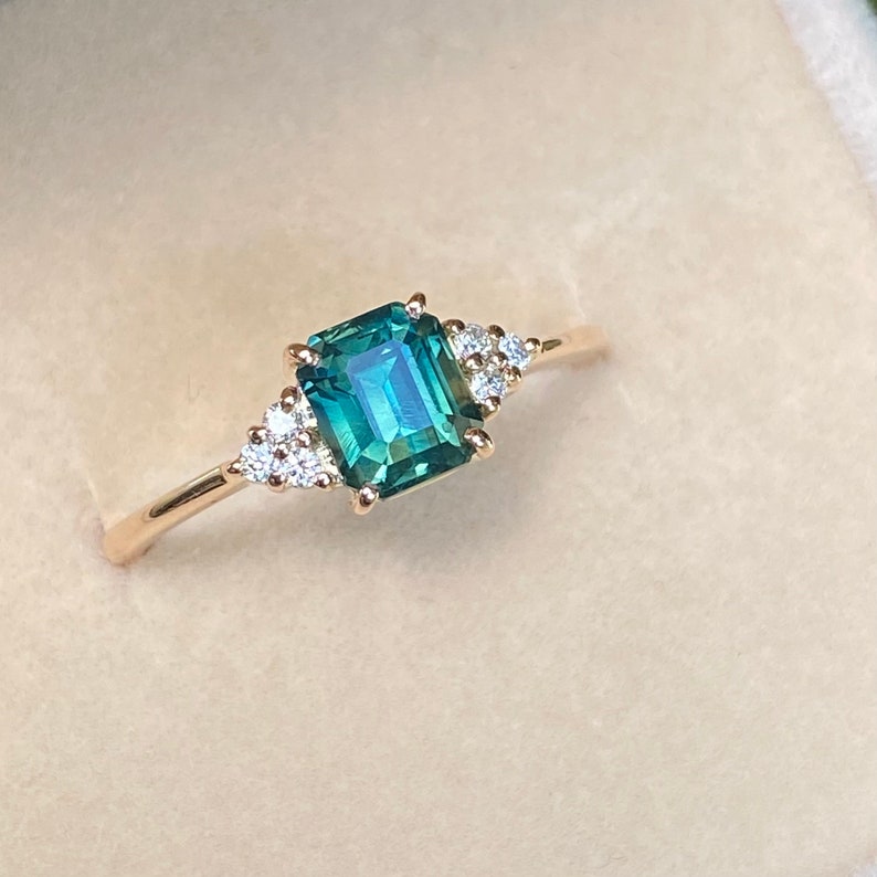 1.55ct Natural Teal Sapphire Diamond Cluster Ring 14K Rose Gold.