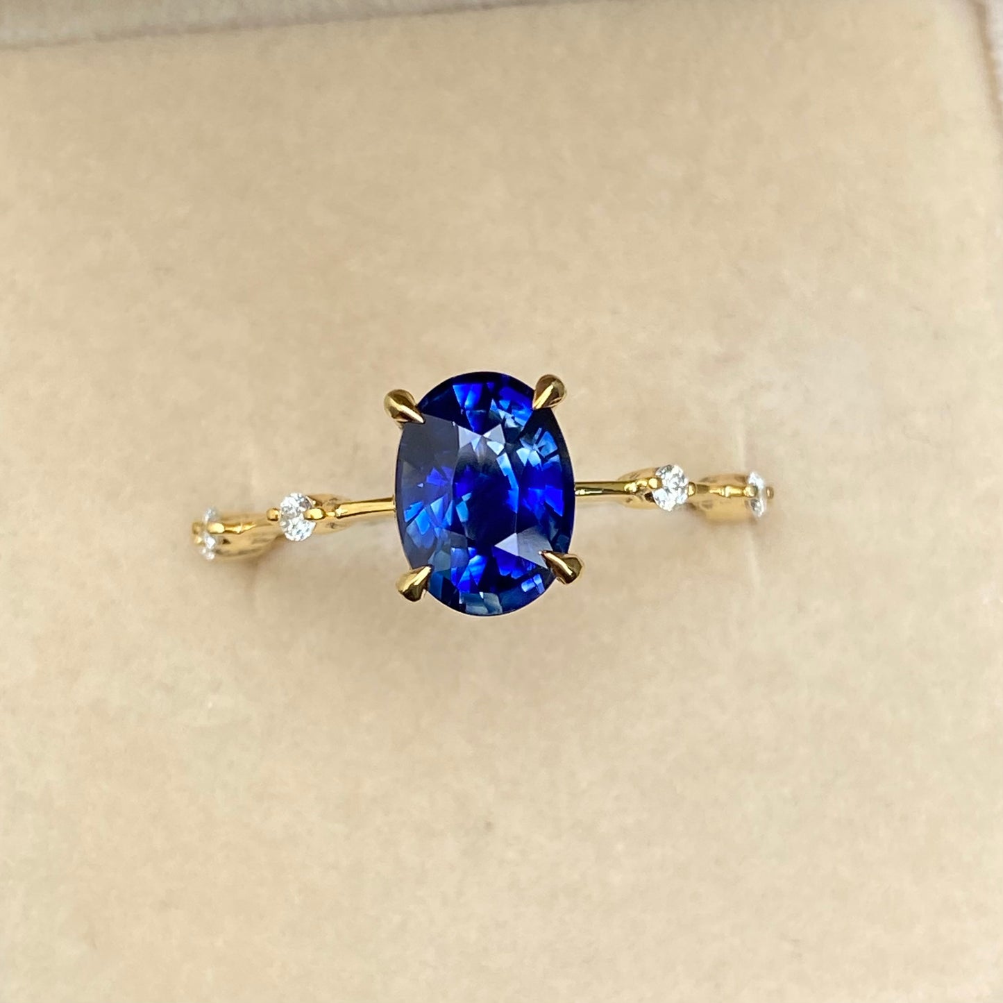 2ct Natural Royal Blue Sapphire 14K Yellow Gold ring