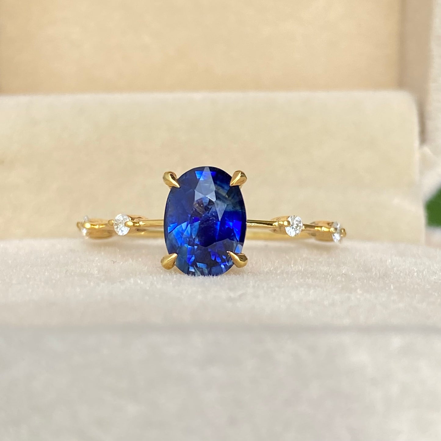 2ct Natural Royal Blue Sapphire 14K Yellow Gold ring